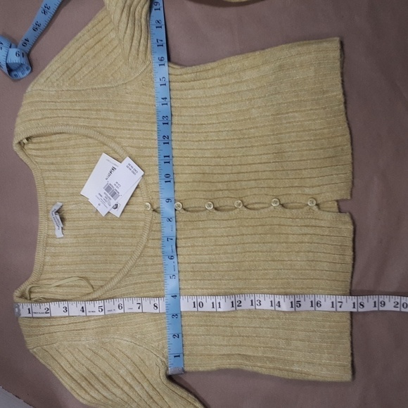 American Eagle, Cropped Button Down Sweater, Long Sleeve, Size M, NWT - Picture 13 of 13